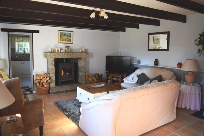 Image No.10-4 Bed House for sale