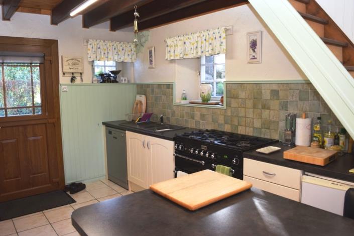 Image No.8-4 Bed House for sale