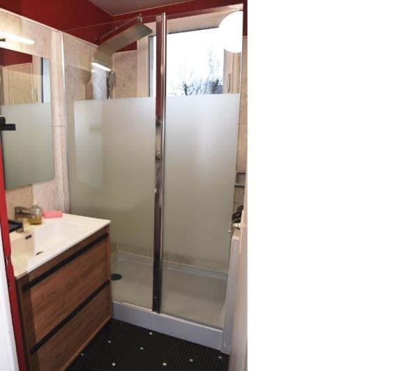 Image No.11-2 Bed House for sale