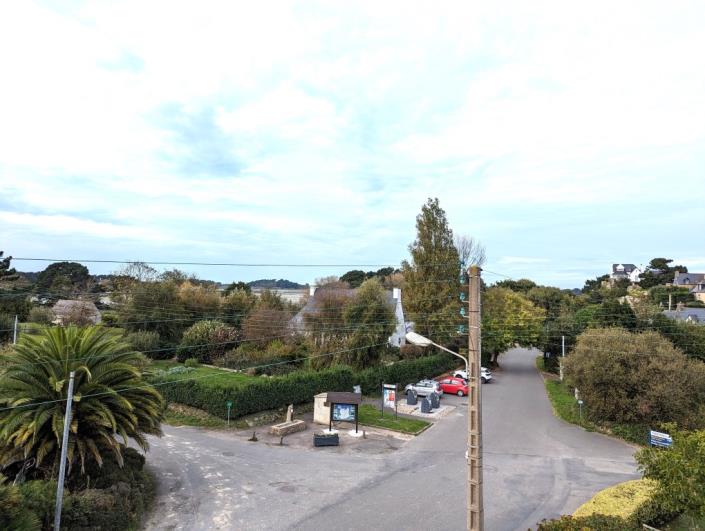 Image No.16-13 Bed House for sale