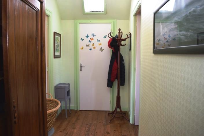 Image No.20-5 Bed House for sale