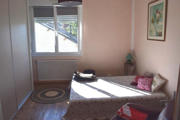 Image No.19-5 Bed House for sale