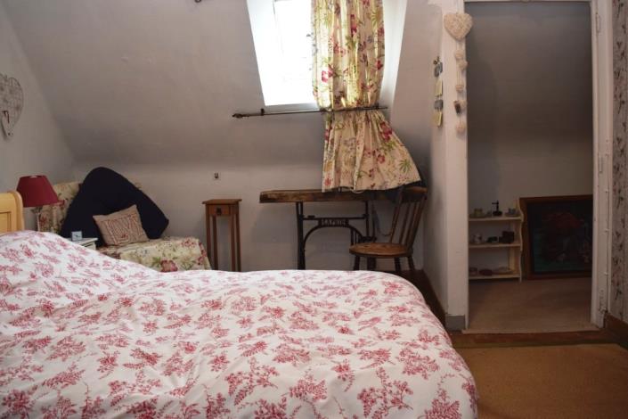 Image No.9-1 Bed House for sale