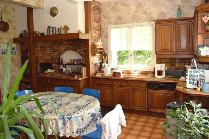 Image No.8-4 Bed House for sale