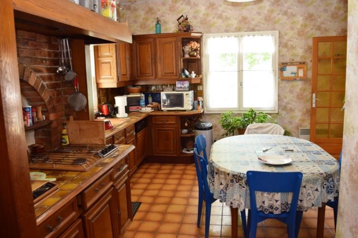 Image No.9-4 Bed House for sale