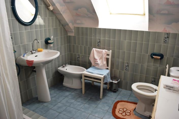 Image No.22-4 Bed House for sale