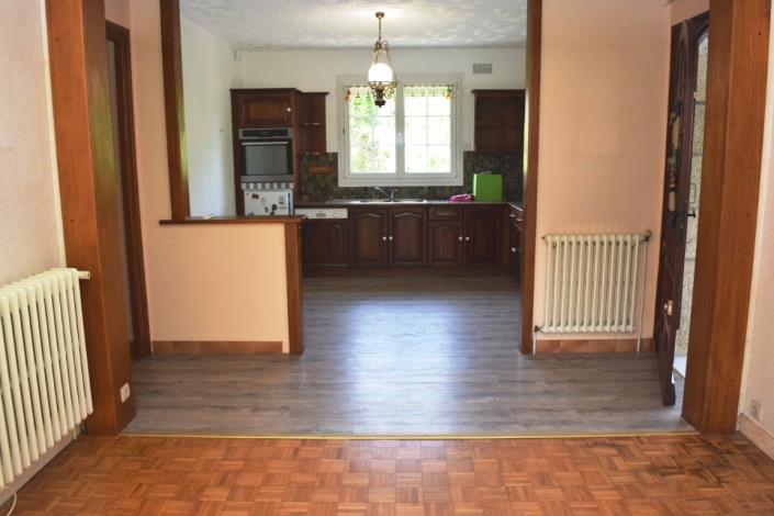 Image No.8-3 Bed House for sale