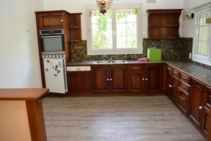 Image No.11-3 Bed House for sale