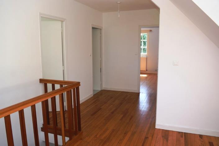 Image No.15-3 Bed House for sale