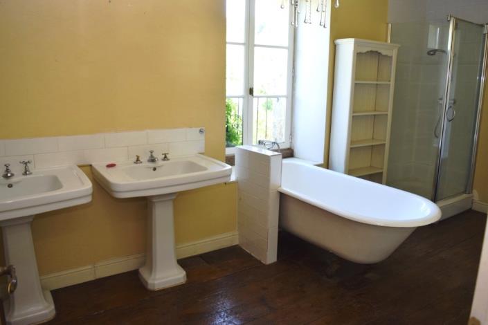 Image No.15-5 Bed House for sale