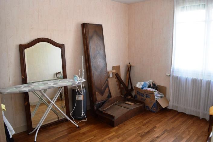 Image No.10-2 Bed House for sale