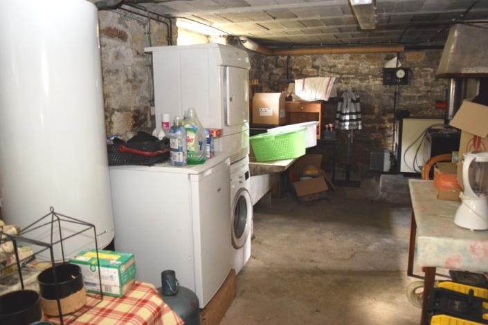 Image No.14-2 Bed House for sale