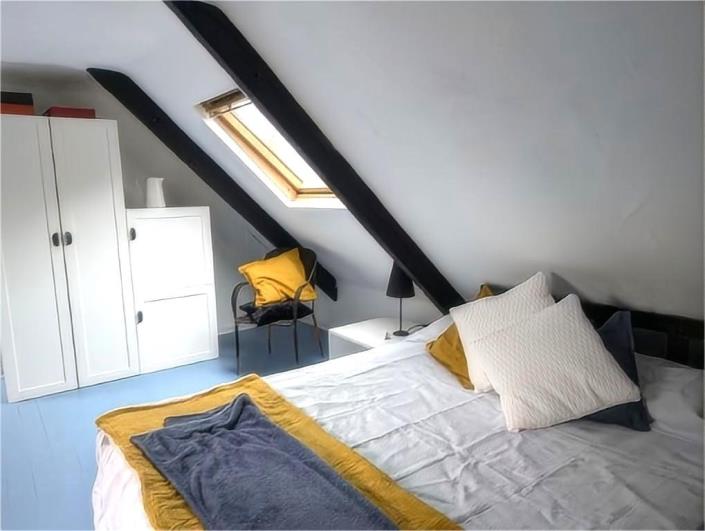 Image No.18-2 Bed House for sale