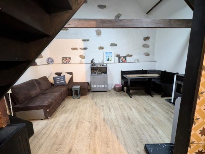 Image No.22-2 Bed House for sale