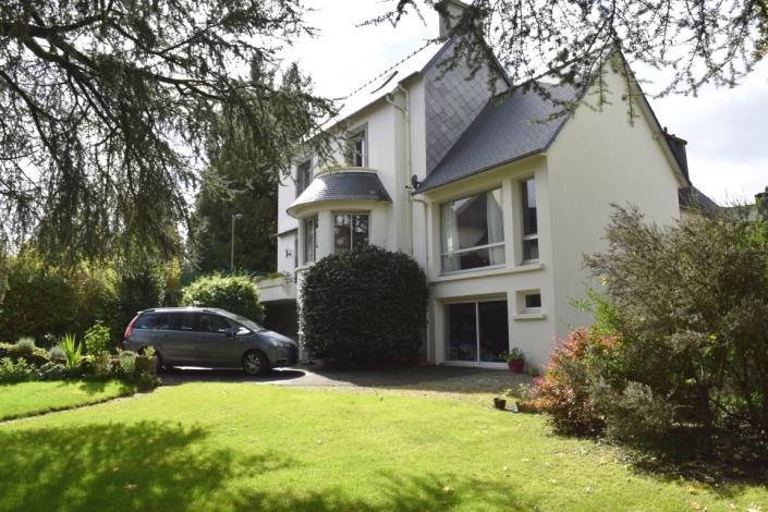 Image No.2-4 Bed House for sale