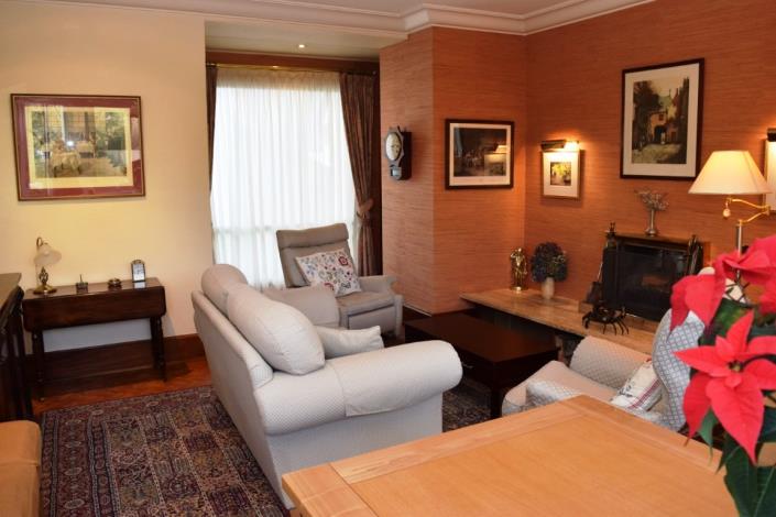 Image No.4-4 Bed House for sale