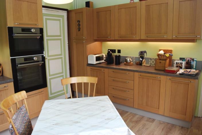 Image No.7-4 Bed House for sale