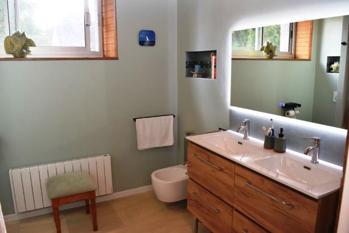 Image No.17-4 Bed House for sale