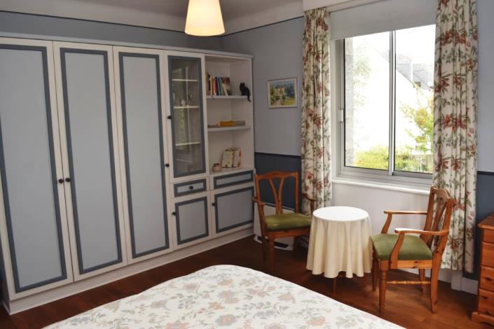 Image No.25-4 Bed House for sale