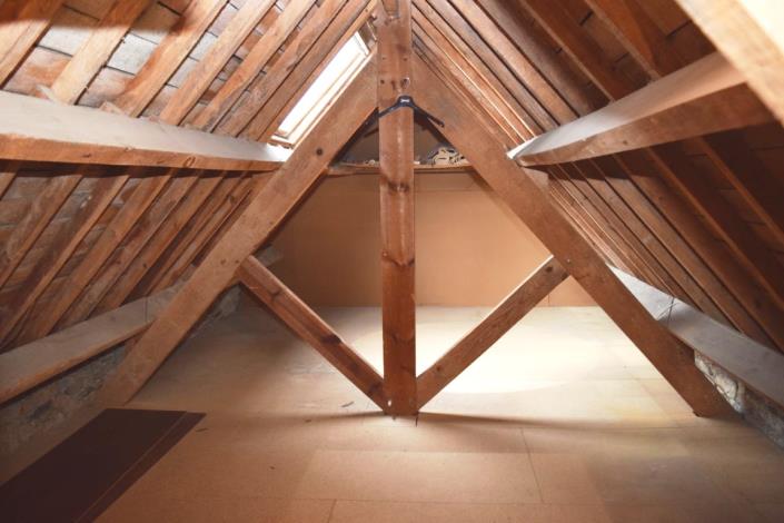 Image No.27-4 Bed House for sale