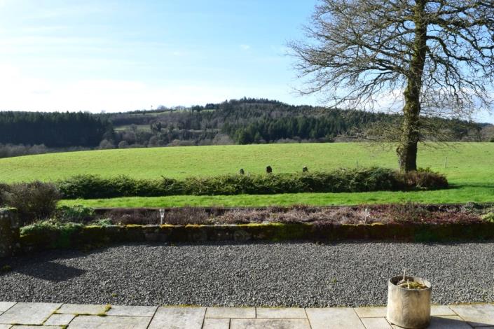 Image No.10-6 Bed House for sale