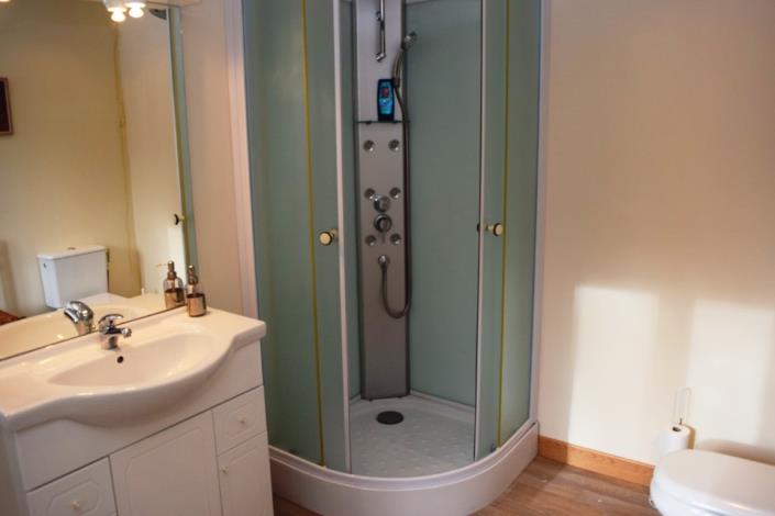 Image No.27-6 Bed House for sale