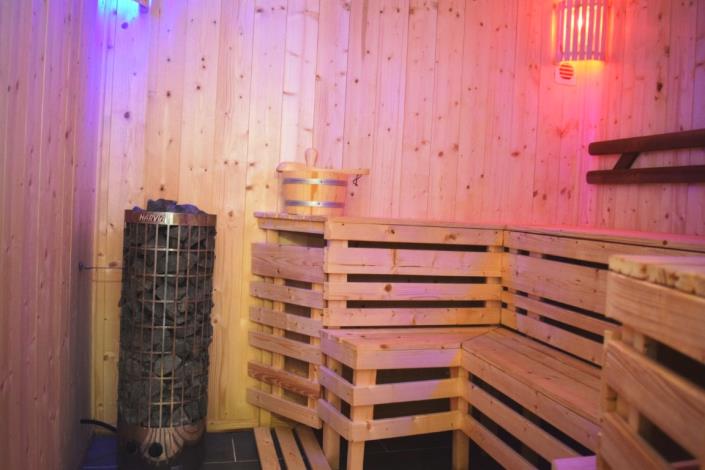 Image No.18-2 Bed House for sale