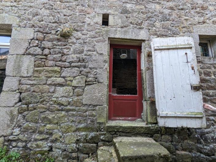 Image No.3-4 Bed House for sale