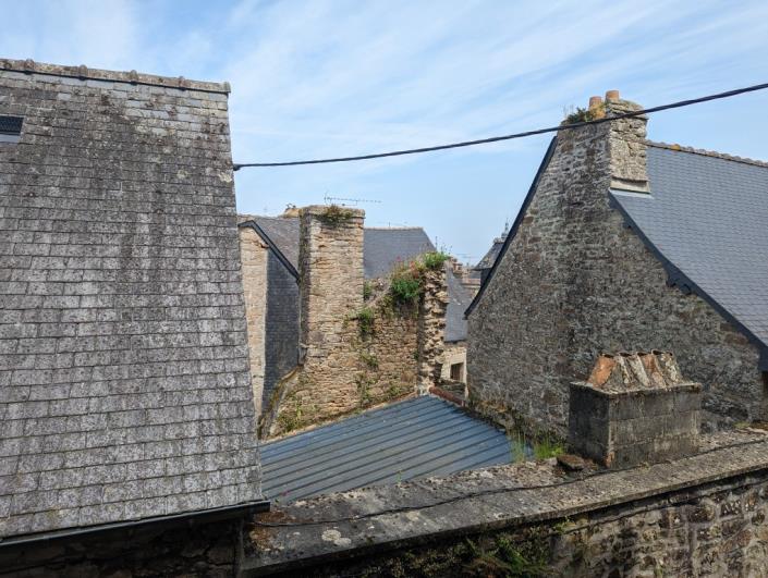 Image No.18-4 Bed House for sale