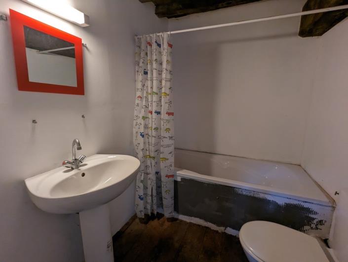 Image No.34-4 Bed House for sale