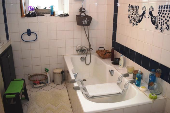 Image No.8-4 Bed House for sale