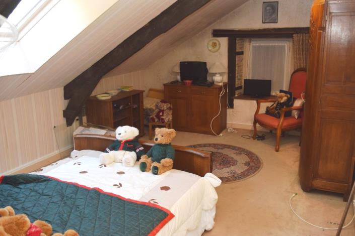 Image No.14-4 Bed House for sale