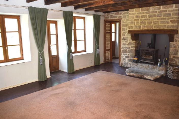 Image No.8-3 Bed House for sale