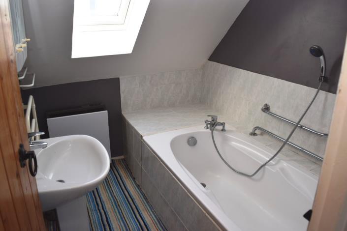 Image No.12-3 Bed House for sale