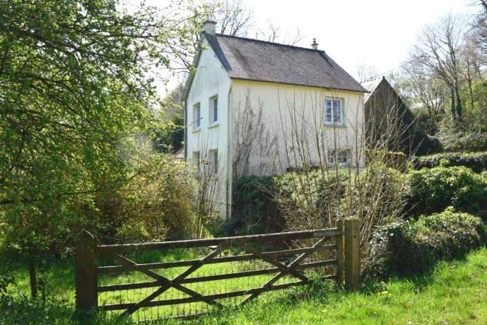 Image No.1-4 Bed House for sale
