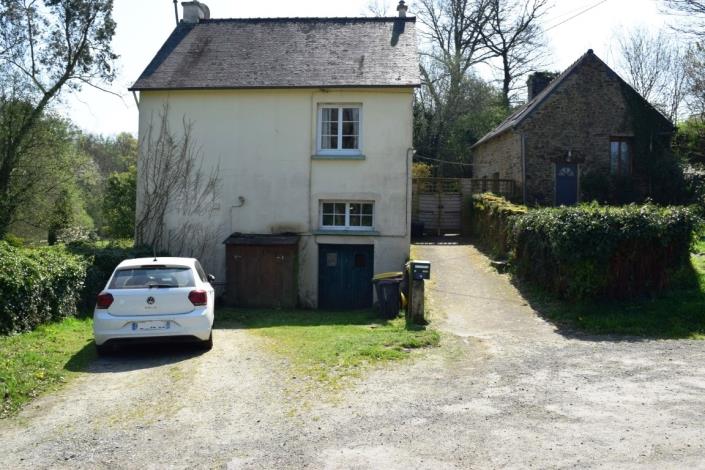 Image No.2-4 Bed House for sale