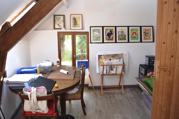 Image No.19-4 Bed House for sale