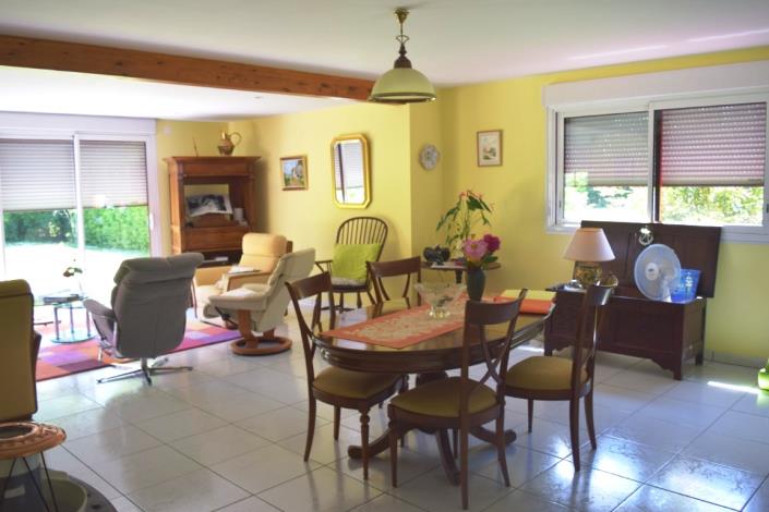 Image No.6-5 Bed House for sale