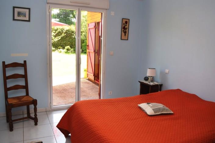 Image No.7-5 Bed House for sale