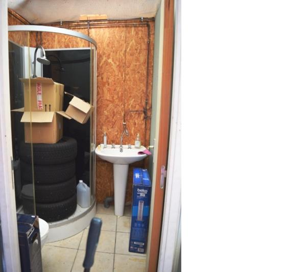 Image No.28-5 Bed House for sale