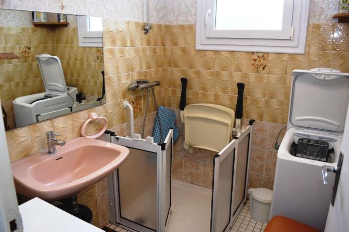 Image No.10-4 Bed House for sale