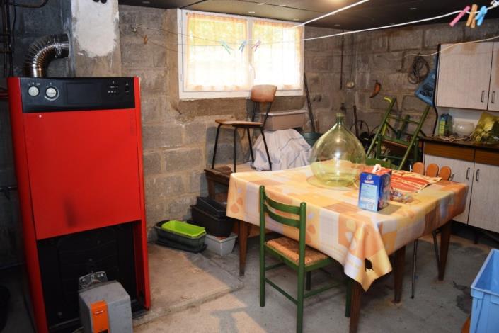 Image No.18-4 Bed House for sale