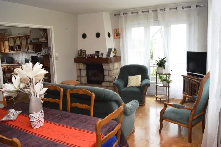 Image No.6-4 Bed House for sale