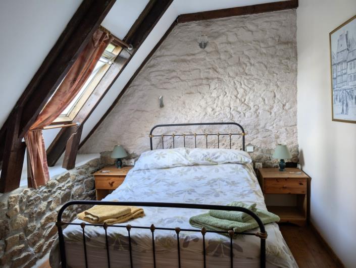 Image No.23-9 Bed Gite for sale