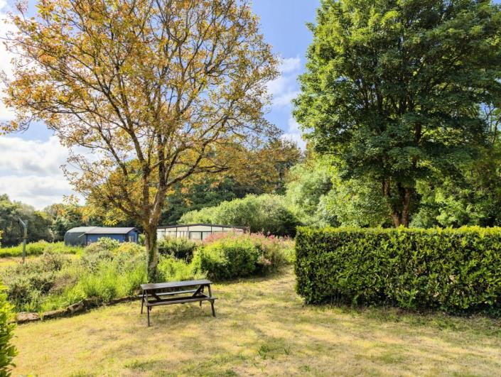 Image No.36-9 Bed Gite for sale