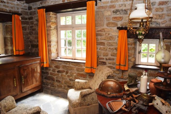 Image No.18-3 Bed House for sale