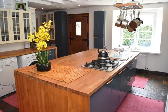 Image No.4-4 Bed House for sale