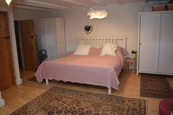 Image No.9-4 Bed House for sale