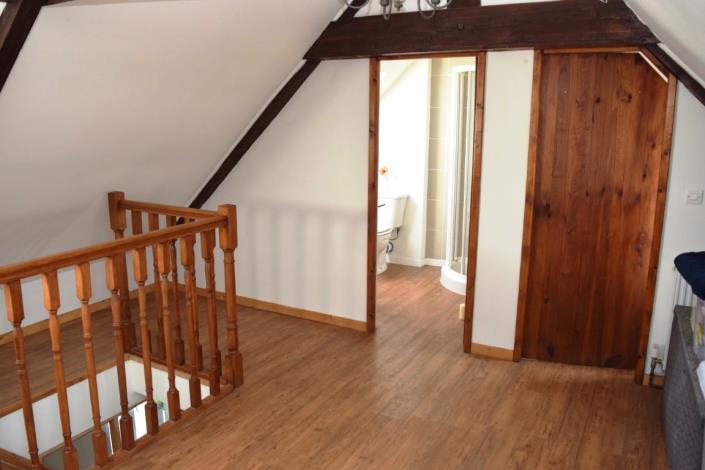 Image No.15-4 Bed House for sale