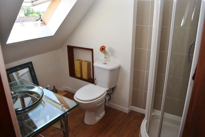 Image No.16-4 Bed House for sale